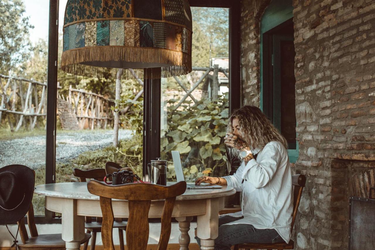 Lost Ridge Inn, Brewery & Ranch Signagi Buitenkant foto